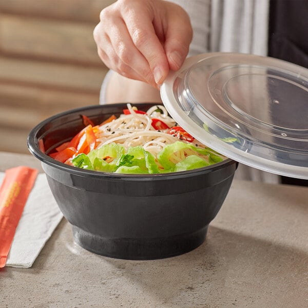 Bowl with Lid, 42 oz., Black, 7" Round, Microwavable, Heavy Weight